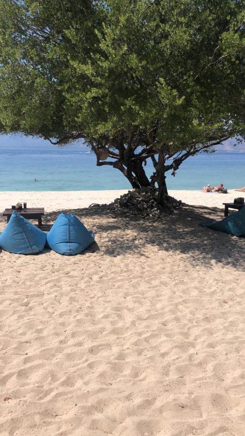 Biru Meno Beach Bungalows Gili Meno Eksteriør billede